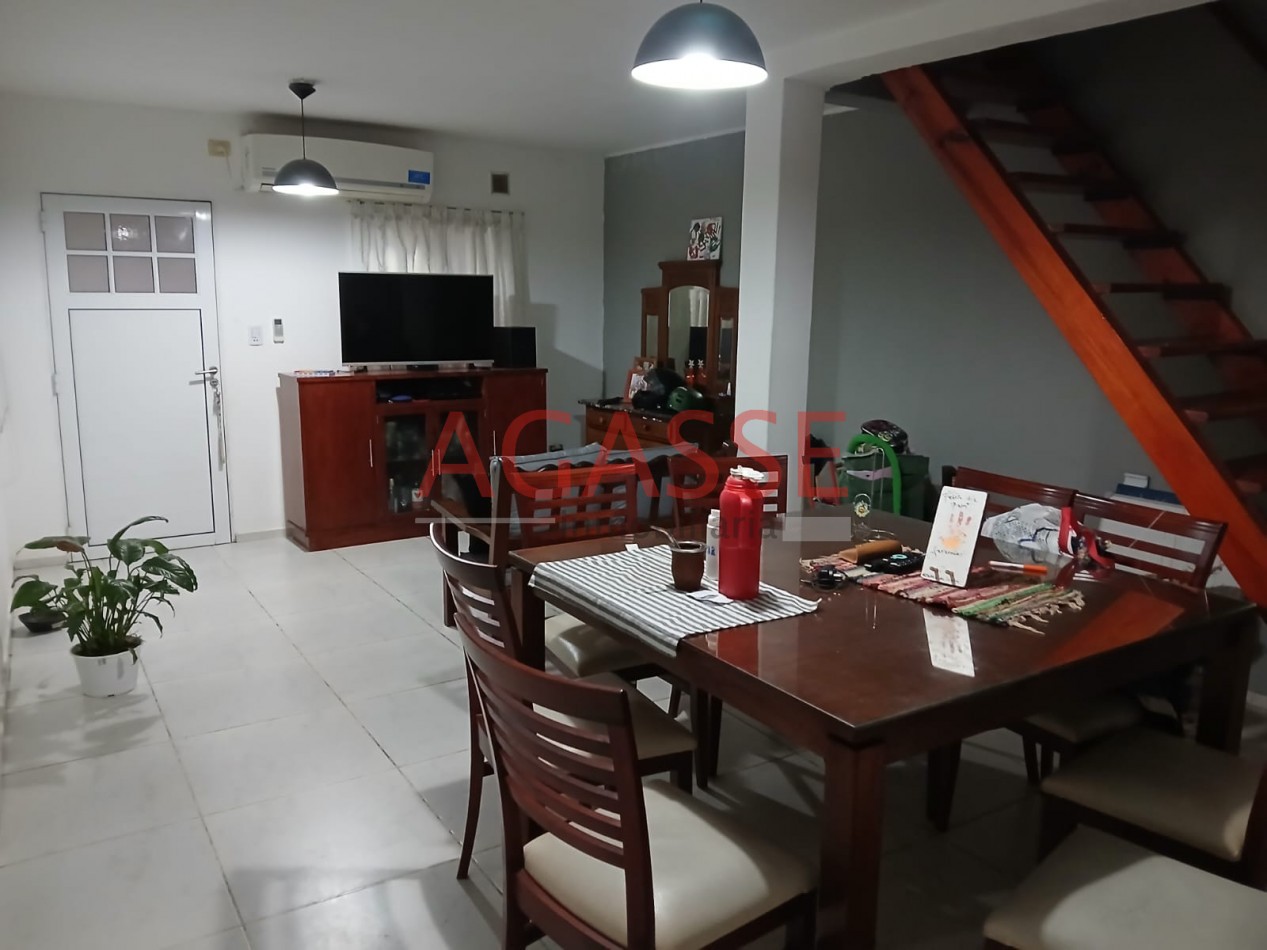 CALLE RANCILLAC VENDO CASA NUEVA DE 2 DORMITORIOS Y DPTO