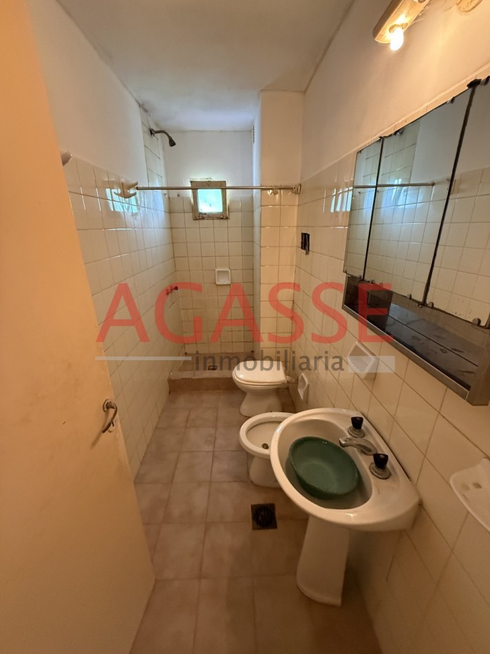 B. JOSE HERNANDEZ. ALQUILO DPTO DE 2 DORMITORIOS AMPLIO