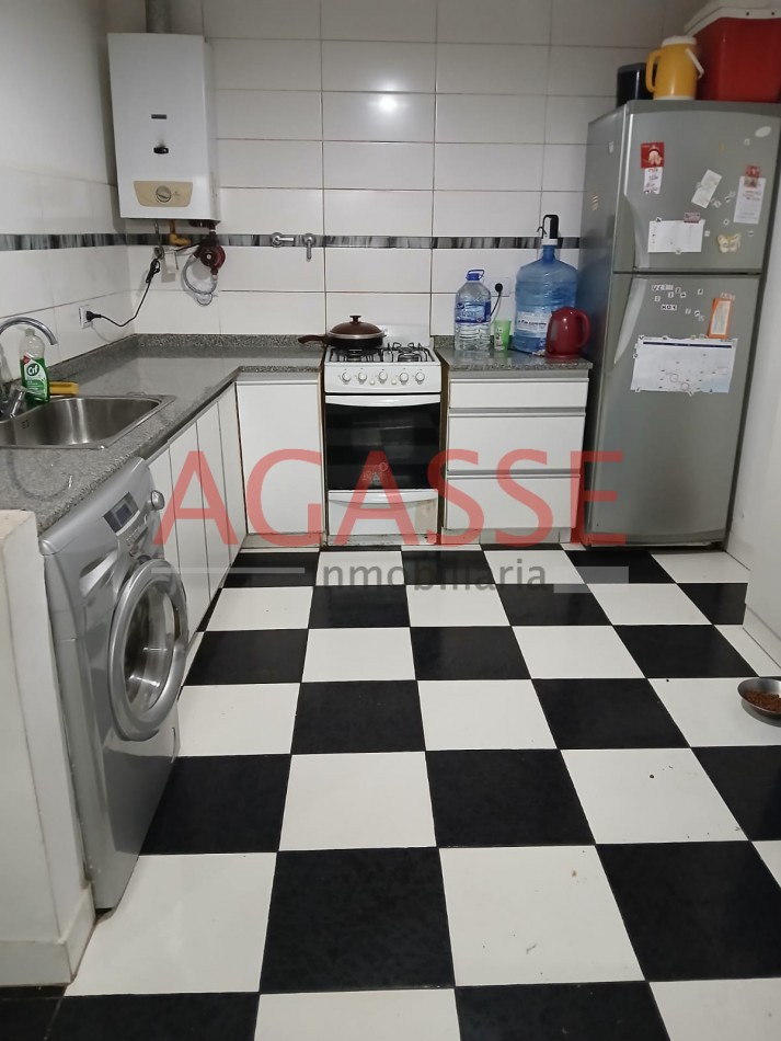 CALLE RANCILLAC VENDO CASA NUEVA DE 2 DORMITORIOS Y DPTO