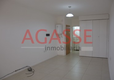 CALLE 9 DE JULIO ALQUILO MONOAMBIENTE AMPLIO