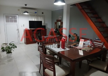 CALLE RANCILLAC VENDO CASA NUEVA DE 2 DORMITORIOS Y DPTO